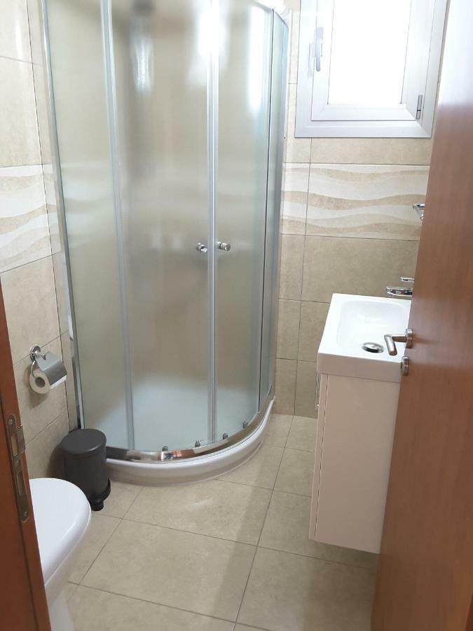 Lighthouse By The Sea Lovely 2Bdr Apartment Πάφος Εξωτερικό φωτογραφία