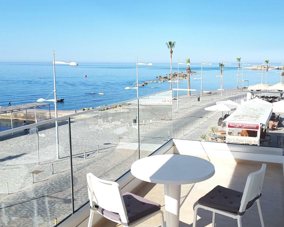 Lighthouse By The Sea Lovely 2Bdr Apartment Πάφος Εξωτερικό φωτογραφία